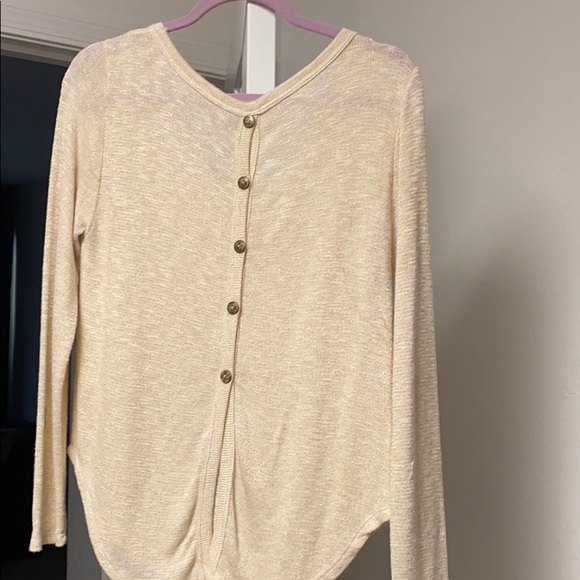 Amor Sweater - Picture 2 of 2